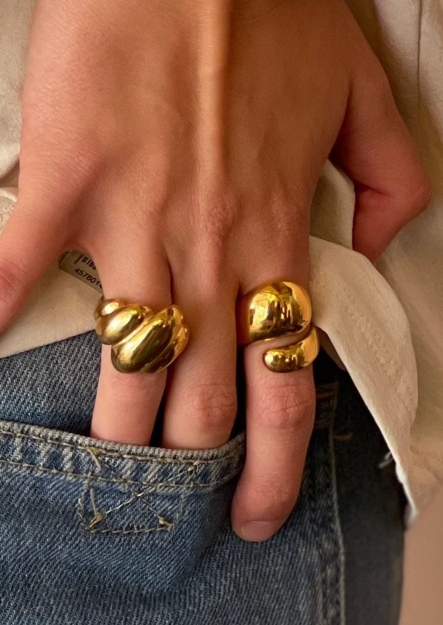 ANILLO ABRAZO ı ORO
