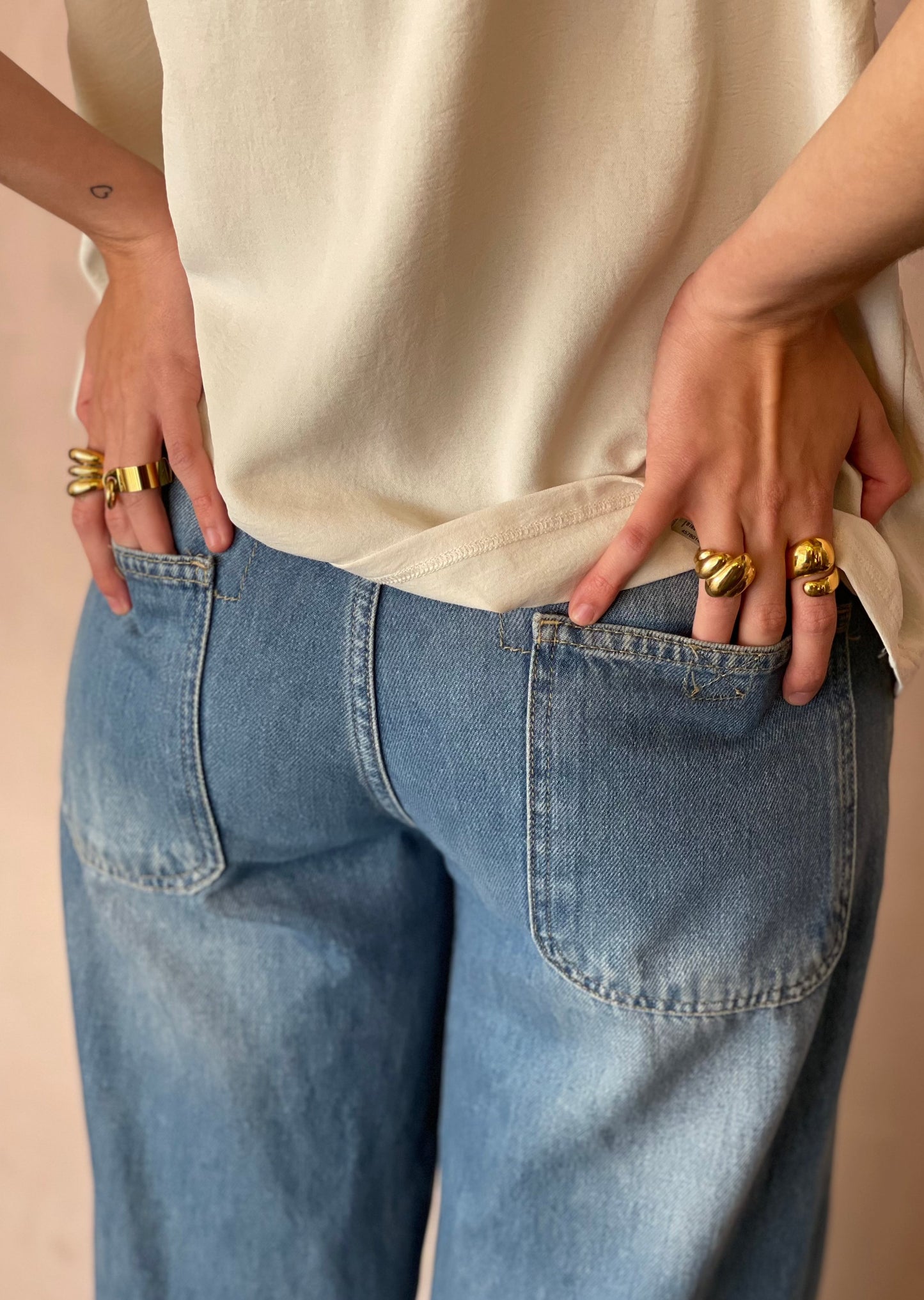 ANILLO ABRAZO ı ORO