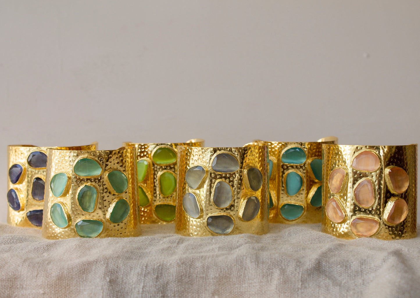 BRAZALETE OJO DE GATO MULTI ı ORO