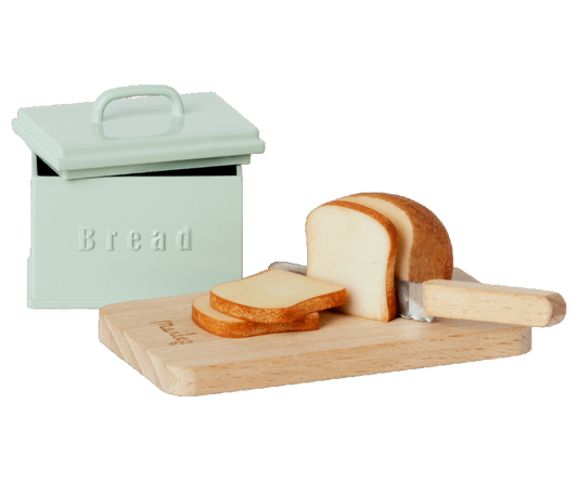 Caja de pan en miniatura con tabla de cortar y cuchillo MAILEG