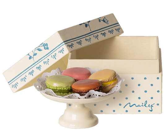 Macarons et chocolat chaud MAILEG