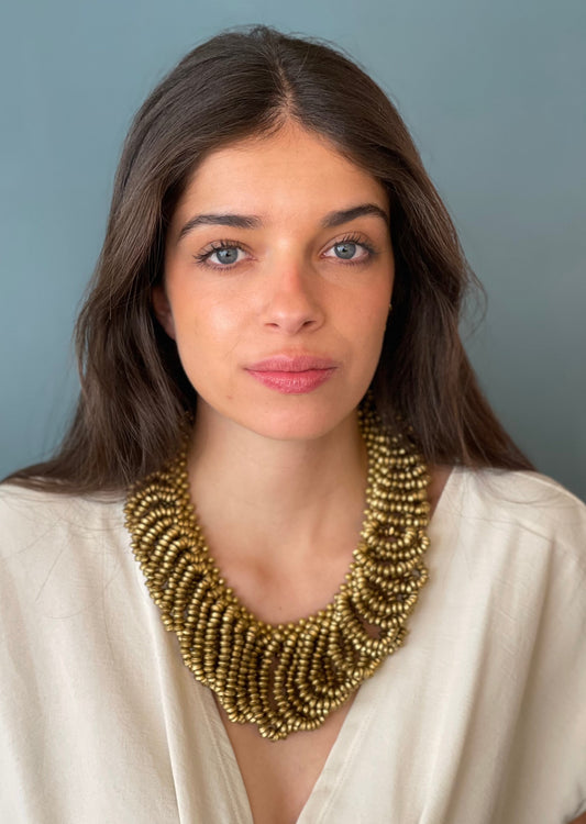 COLLAR CUENTAS DORADO