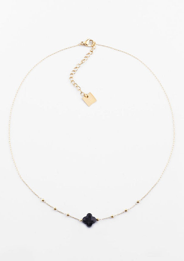 COLLAR TRÉBOL ı ONIX NEGRO ı ORO ı ZAG