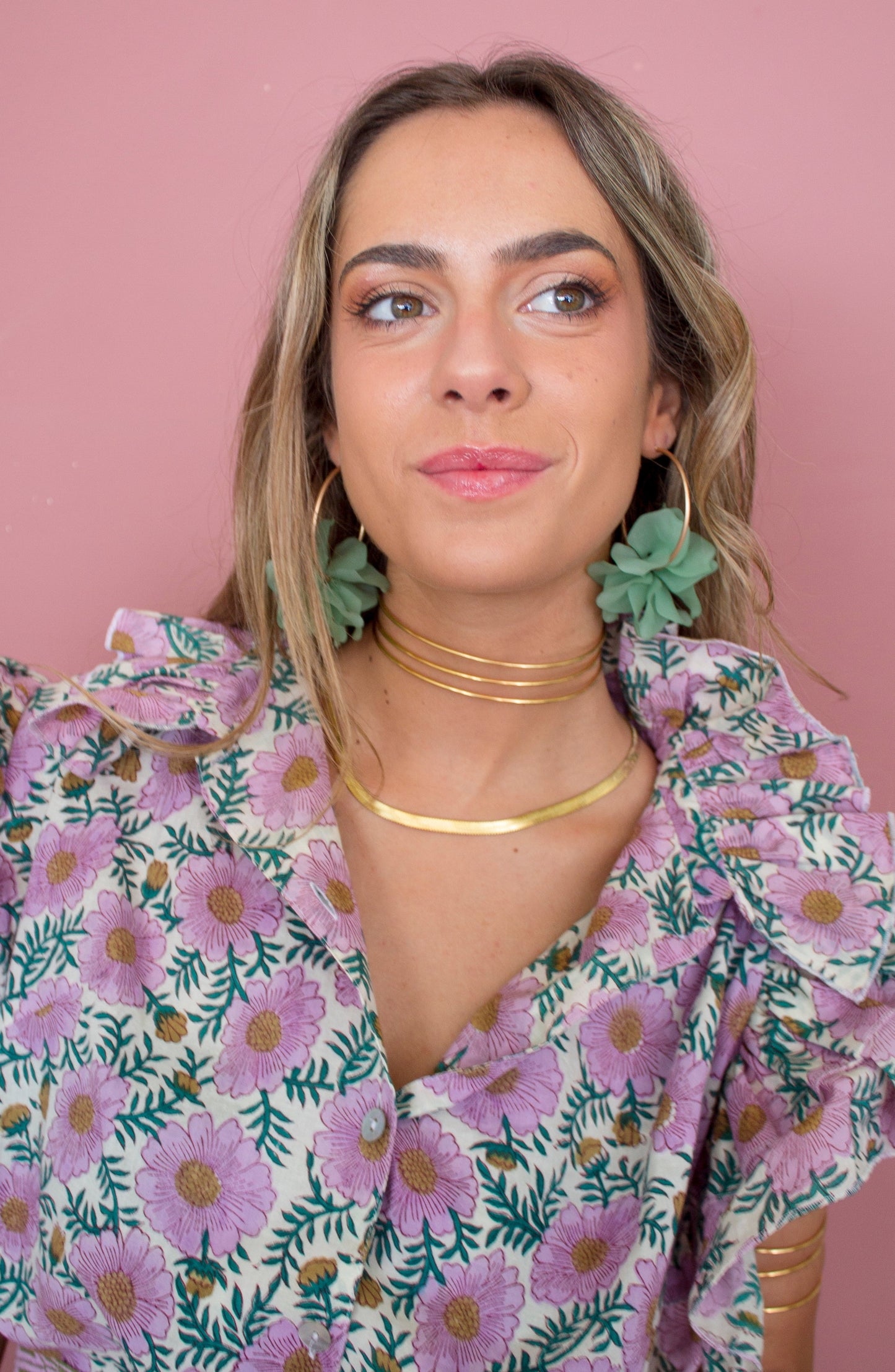 PENDIENTES ARO FLOR VERDE ı PAREJA